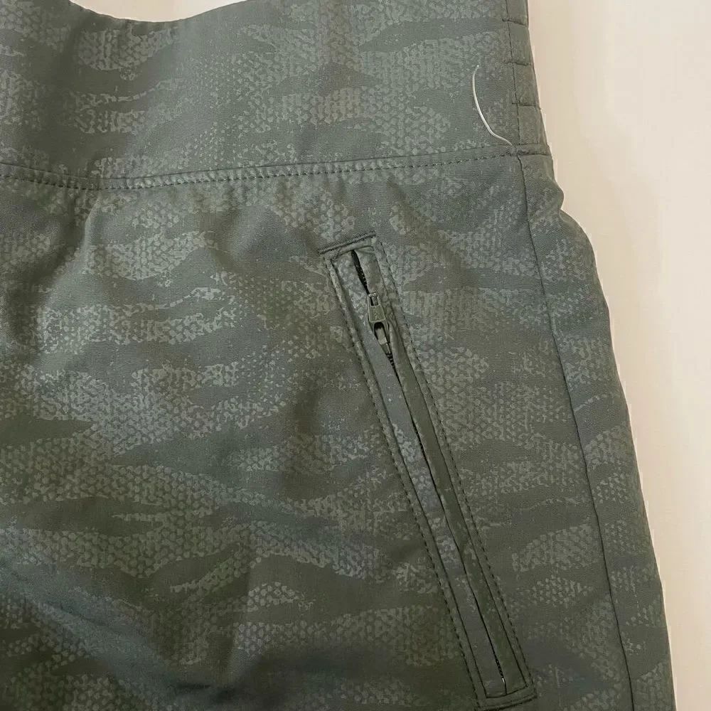 NEW! Orvis| Small | Embossed| Small | Skort - Picture 13 of 16